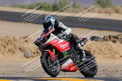 media/Oct-08-2022-SoCal Trackdays (Sat) [[1fc3beec89]]/Turn 10 (945am)/